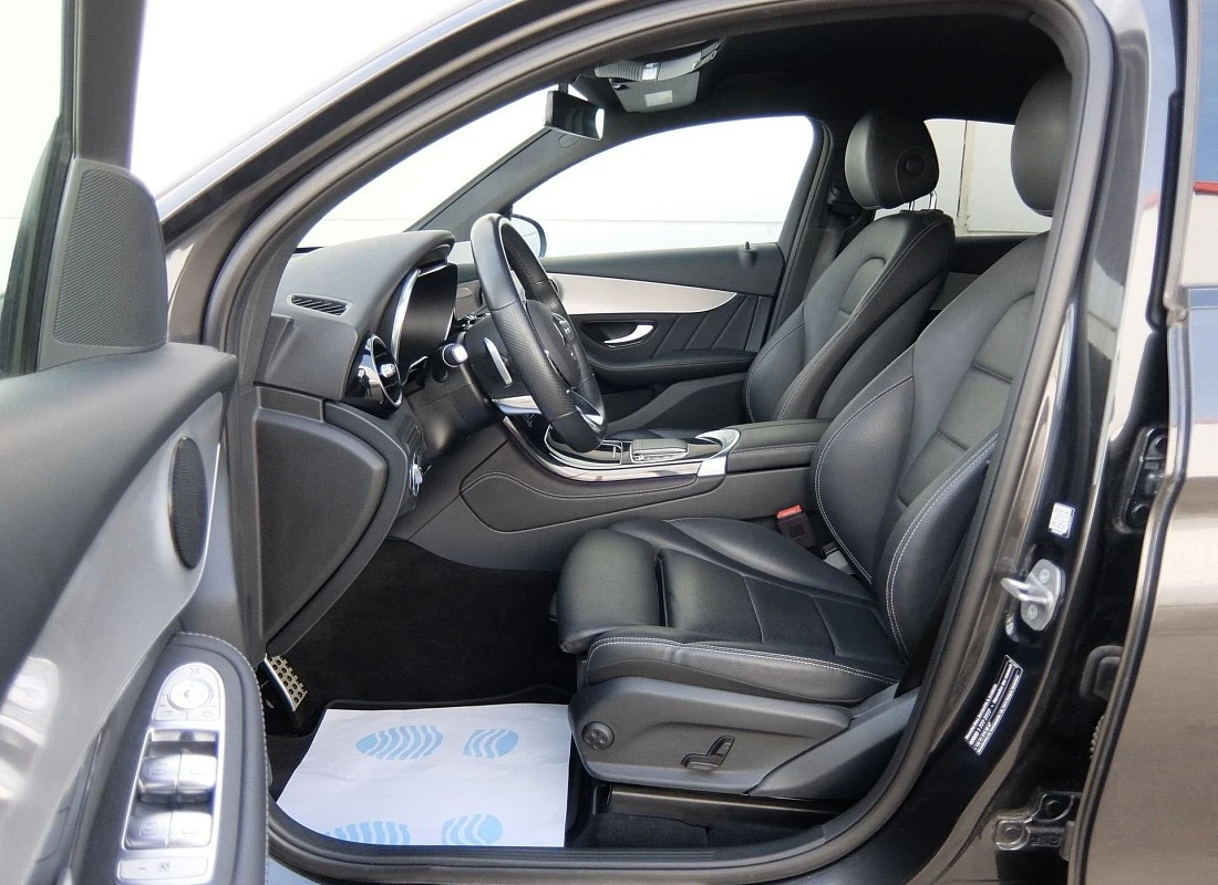 Mercedes GLC COUPE 220d 194 cv 4MATIC 4x4 AUTO -Pack AMG + Estriberas