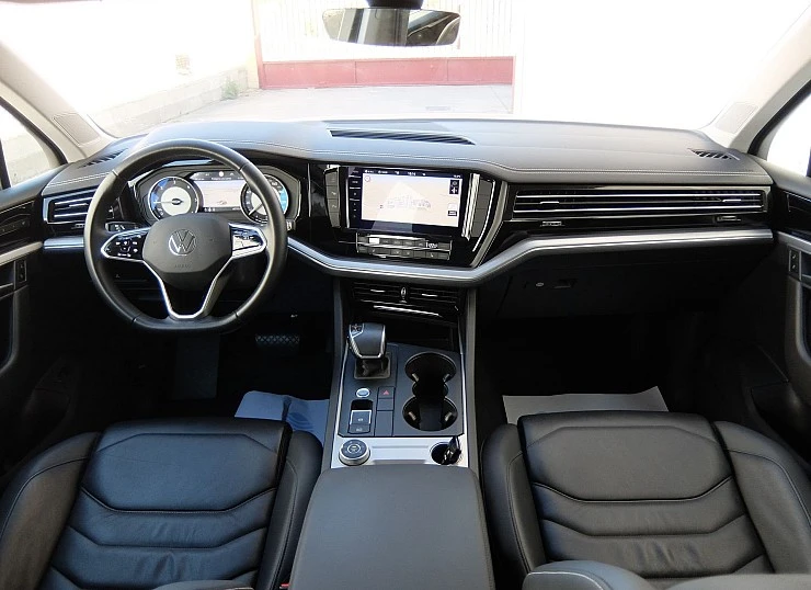 Volkswagen TOUAREG 3.0 TDI 231cv Tip 4Motion Premium Elegance