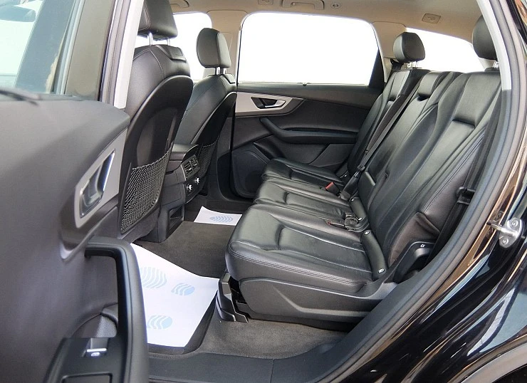 AUDI Q7 45TDI (3.0TDI V6 ) 231 cv QUATTRO TIPTRONIC Design Edition -7 PLAZAS + Techo