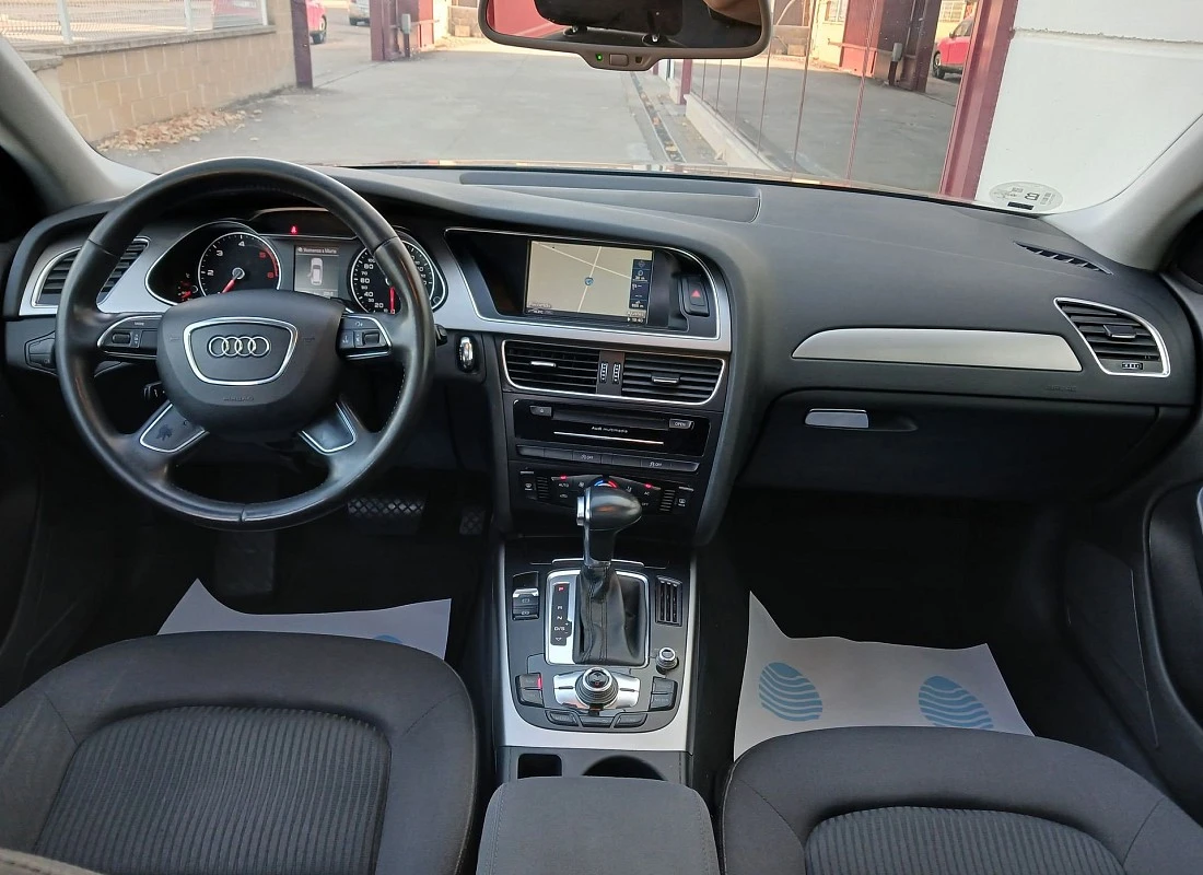 AUDI A4 AVANT 2.0TDI 143 v MULTITRONIC + TECHO