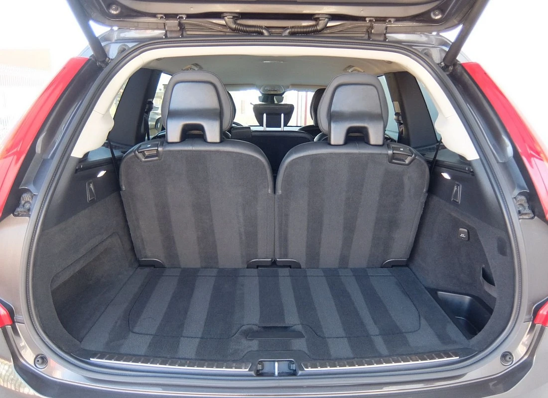 VOLVO XC90 B5 D 235 cv AWD AUTO 7 plazas- BRIGHT