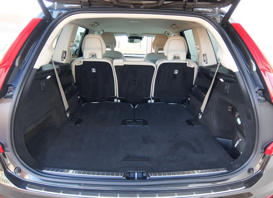 VOLVO XC90 B5 D 235 AWD 4x4 AUTO 7 plazas BUSINESS PLUS -HIBRIDO Diesel