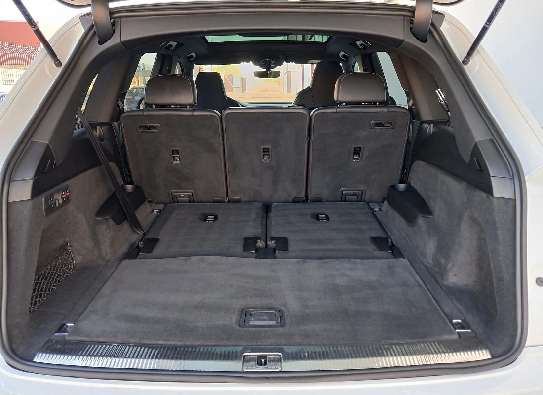 AUDI Q7 45TDI V6 232 cv QUATTRO TIPTRONIC -BLACK LINE Plus 7 plazas + TECHO + SUSP.NEUMÁTICA 2022 AUDI Q7 45TDI V6 232 cv QUATTRO TIPTRONIC -BLACK LINE Plus 7 plazas + TECHO + SUSP.NEUMÁTICA 2022
