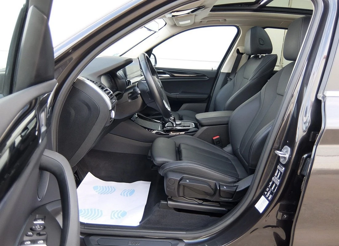 BMW X3 2.0D 190 cv X-DRIVE 4x4 AUTO - Pack X-LINE -ECO 2022 + TECHO