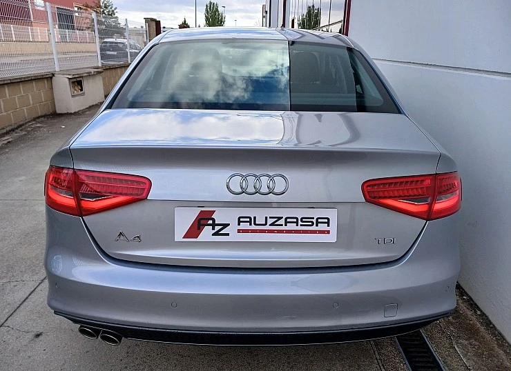 AUDI A4 2.0TDI 150 CV 4p- S-LINE EDITION + Pack ASISTENTES CONDUCCIÓN AUDI A4 2.0TDI 150 CV 4p- S-LINE EDITION + Pack ASISTENTES CONDUCCIÓN