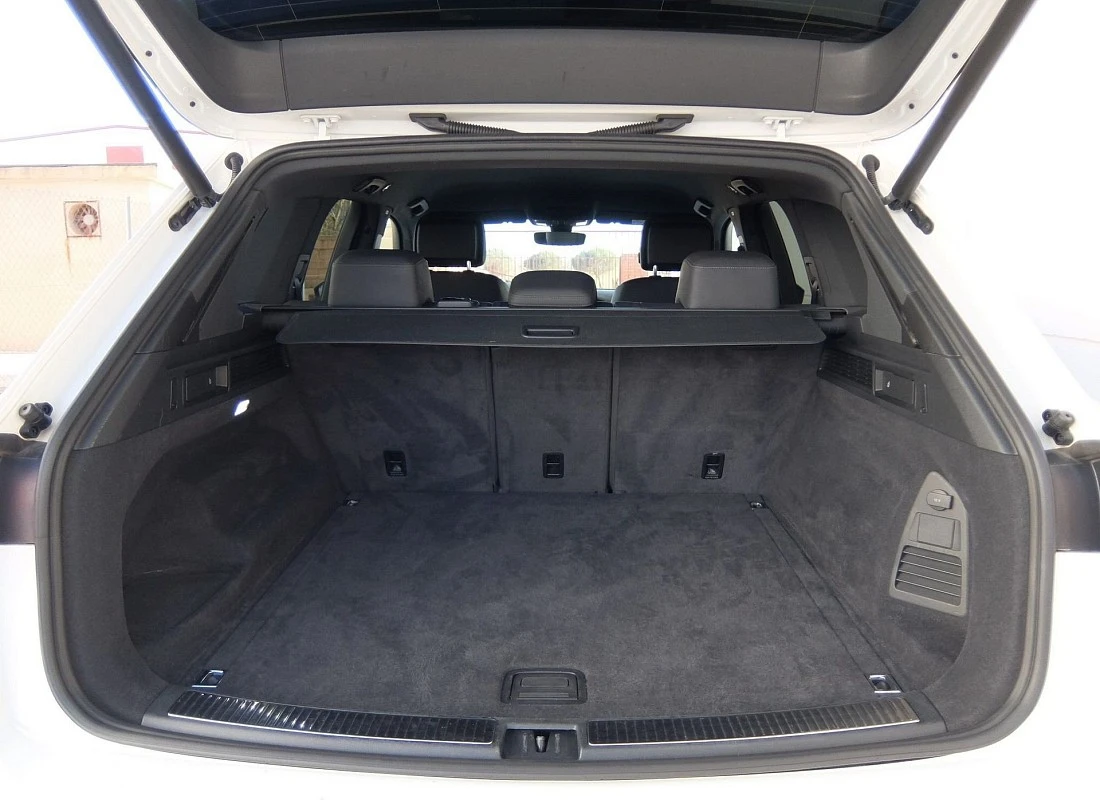 Volkswagen TOUAREG 3.0 TDI 231cv Tip 4Motion Premium Elegance