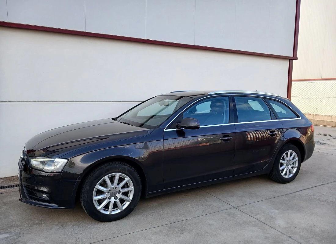 AUDI A4 AVANT 2.0TDI 143 v MULTITRONIC + TECHO