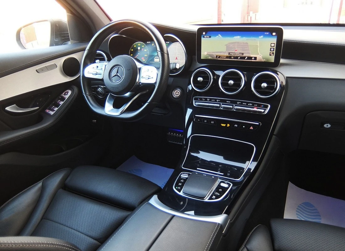 Mercedes GLC COUPE 220d 194 cv 4MATIC 4x4 AUTO -Pack AMG Mercedes GLC COUPE 220d 194 cv 4MATIC 4x4 AUTO -Pack AMG