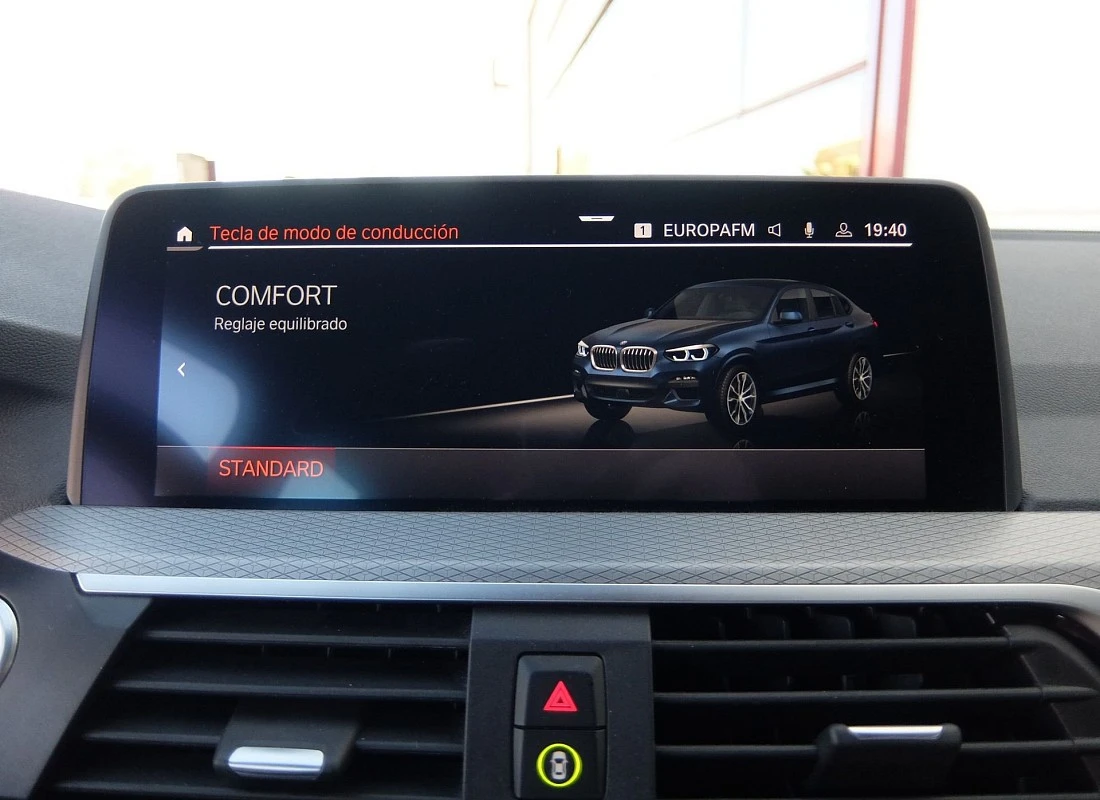 BMW X4 2.0D 190 cv X-DRIVE AUTO -PACK M + Pack BLACK LINE Design - ECO BMW X4 2.0D 190 cv X-DRIVE AUTO -PACK M + Pack BLACK LINE Design - ECO
