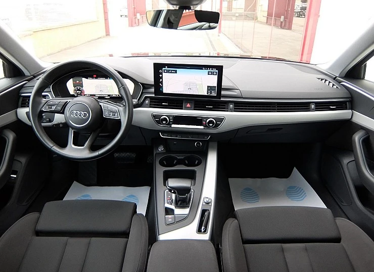 AUDI A4 AVANT 35TDI 163 cv S-TRONIC -S-Line EDITION-
