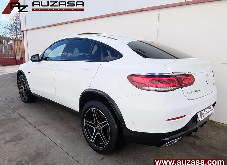 MERCEDES GLC COUPE 300de 306 cv 4MATIC 4x4 AUTO -Pack AMG + Pack NIGHT + Techo ( Diesel-Híbrido) 0etiqueta MERCEDES GLC COUPE 300de 306 cv 4MATIC 4x4 AUTO -Pack AMG + Pack NIGHT + Techo ( Diesel-Híbrido) 0etiqueta
