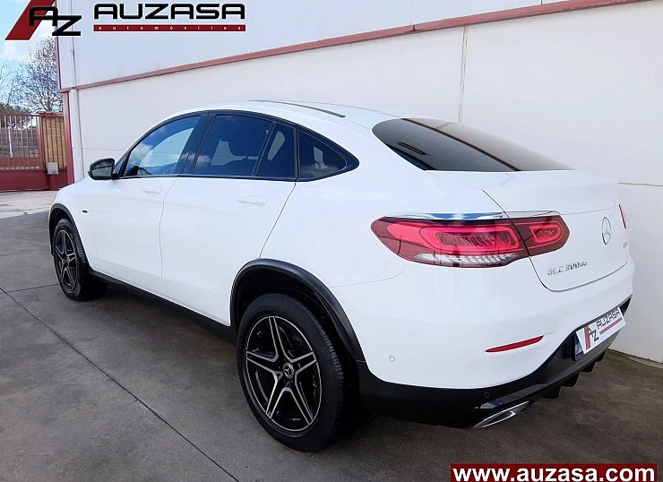 MERCEDES GLC COUPE 300de 306 cv 4MATIC 4x4 AUTO -Pack AMG + Pack NIGHT ( Diesel-Híbrido) 0etiqueta MERCEDES GLC COUPE 300de 306 cv 4MATIC 4x4 AUTO -Pack AMG + Pack NIGHT ( Diesel-Híbrido) 0etiqueta