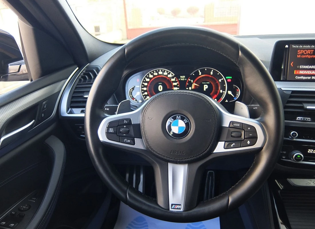 BMW X4 2.0d 190 cv X-DRIVE 4x4 AUTO -PACK M + BLACK Line Design