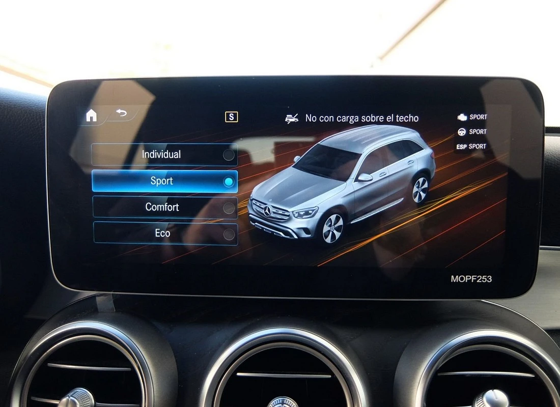 MERCEDES GLC 220d 194 cv 4MATIC 4x4 AUTO - Pack AMG  +Pack NIGHT