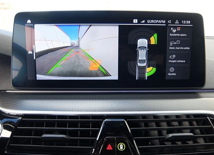 BMW 530i 258 cv AUTO -PACK M - Etiqueta ECO + Susp.ADAPTATIVA BMW 530i 258 cv AUTO -PACK M - Etiqueta ECO + Susp.ADAPTATIVA