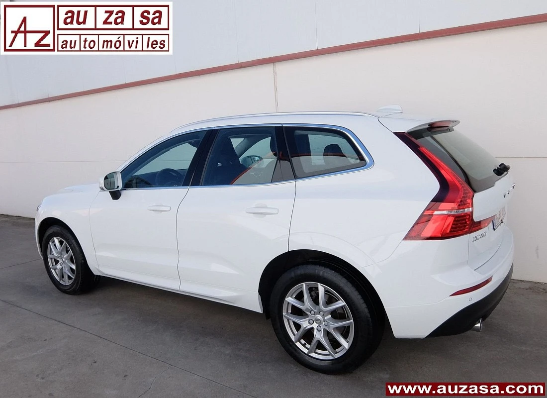VOLVO XC60 B4 D 197 cv AWD AUTO Momentum PRO - Diesel-Híbrido ECO
