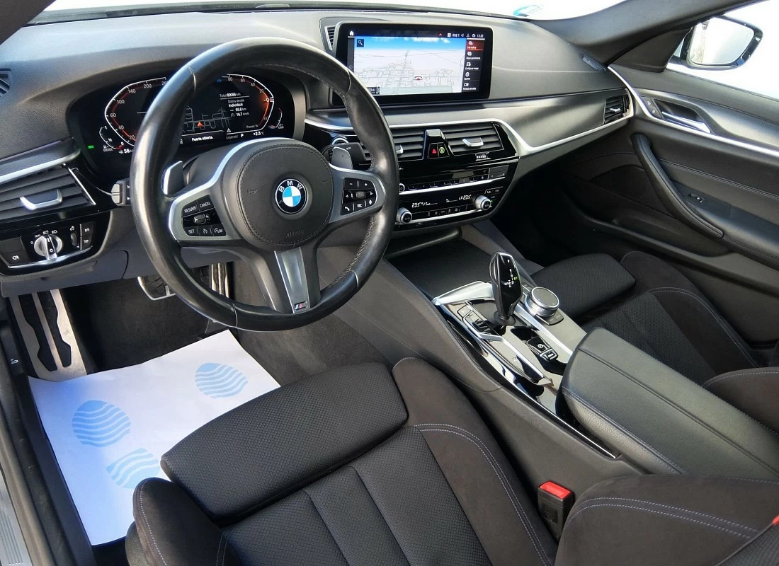 BMW 520d 190 cv AUTO -Pack M + Pack BLACK Design EXCLUSIVE- nuevo modelo - ECO