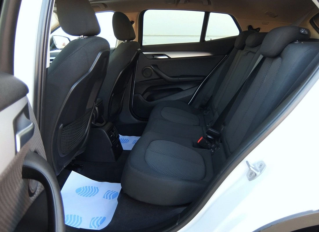 BMW X2 18i 140 cv sdrive AUTO -Pack SPORT ADVANTAGE- Semi-nuevo