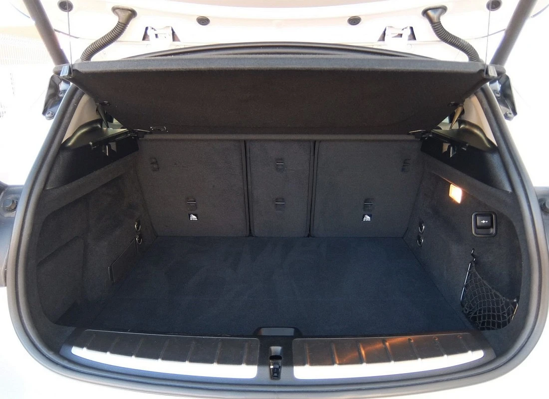 BMW X2 18i 140 cv sdrive AUTO -Pack SPORT ADVANTAGE- BMW X2 18i 140 cv sdrive AUTO -Pack SPORT ADVANTAGE-