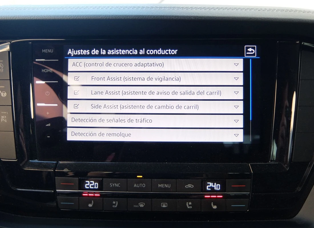 VOLKSWAGEN TOUAREG 3.0TDI V6 231 cv 4MOTION TIPTRONIC -R-LINE + PACK OFFROAD + SUSP.NEUMÁTICA + Full Equipe
