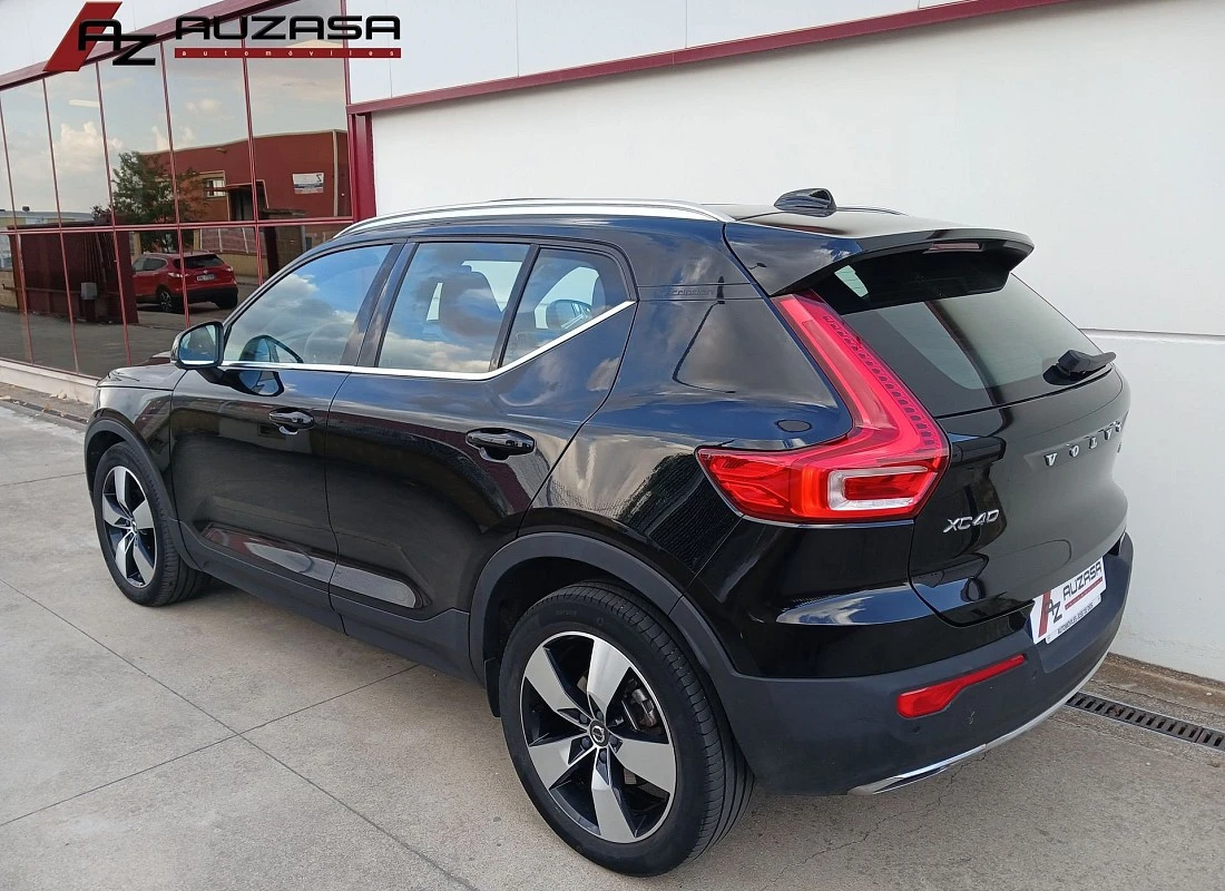 VOLVO XC40 D3 150 cv AWD 4x4 AUTO -INSCRIPTION VOLVO XC40 D3 150 cv AWD 4x4 AUTO -INSCRIPTION