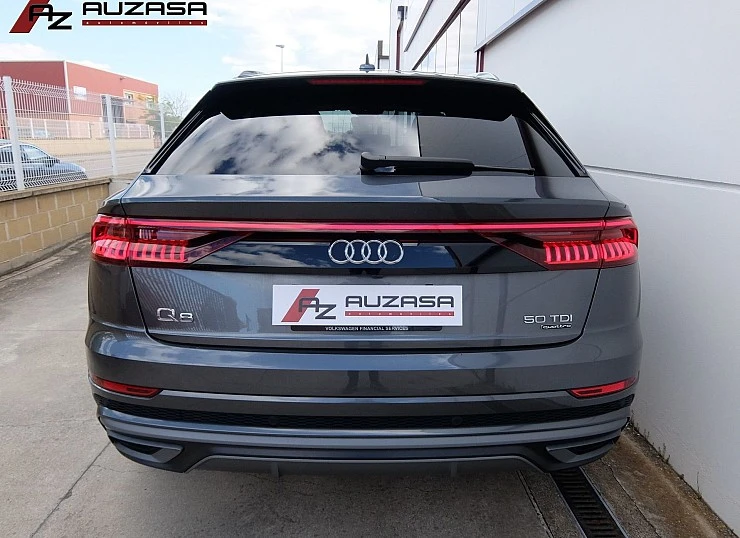 AUDI Q8 50TDI V6 286 cv QUATTRO TIPTRONIC S-Line EDITION 2022 + Techo + Susp.Neumática + Matrix Led