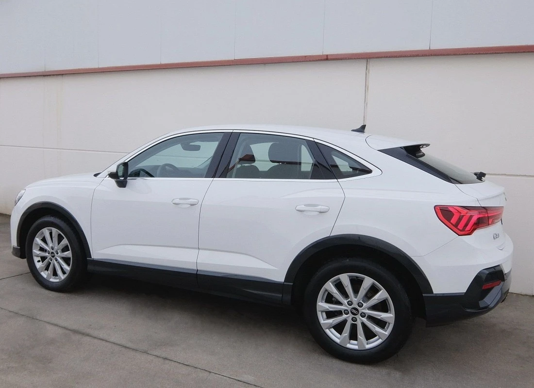 AUDI Q3 SPORTBACK 35TDI 150 cv S-TRONIC -ADVANCED Edition- AUDI Q3 SPORTBACK 35TDI 150 cv S-TRONIC -ADVANCED Edition-
