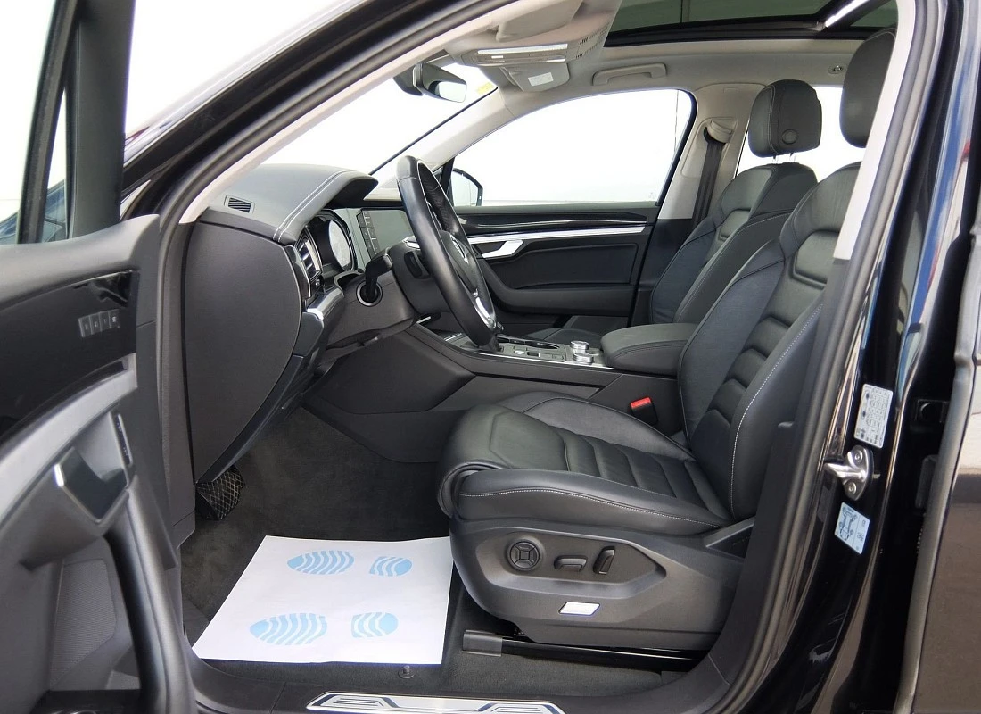 VOLKSWAGEN TOUAREG 3.0TDI V6 231cv 4MATIC TIPTRONIC -PREMIUM + Techo