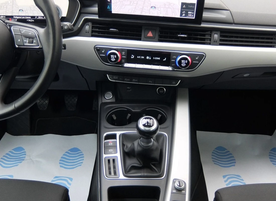 AUDI A4 AVANT 35TFSI 2.0 150 cv -S-LINE EDITION + TECHO AUDI A4 AVANT 35TFSI 2.0 150 cv -S-LINE EDITION + TECHO