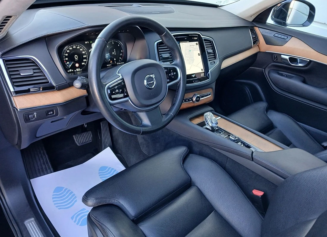 VOLVO XC90 B5 D 235 AWD 4x4 AUTO 7 plazas -INSCRIPTION + TECHO - HIBRIDO Diesel ECO VOLVO XC90 B5 D 235 AWD 4x4 AUTO 7 plazas -INSCRIPTION + TECHO - HIBRIDO Diesel ECO