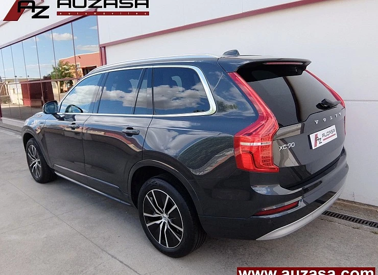 VOLVO XC90 B5 Diesel 235 cv AWD 4x4 AUTO -7 plazas MOMENTUM PRO + TECHO + BOLA ELÉCT