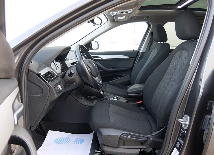 BMW X1 18I 140 cv sdrive AUTO pack ADVANTAGE + Techo 2021