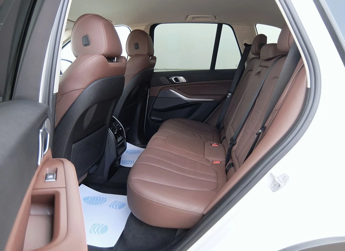 BMW X5 3.0D 265 cv X-DRIVE 4x4 AUTO - Seminuevo 37.000 km-
