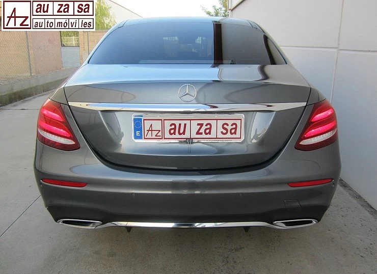 MERCEDES E 220d 194 cv AUTO 9G-Tronic -Pack AMG