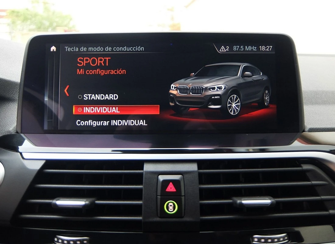 BMW X4 2.0d 190 cv X-DRIVE AUTO-Pack X-Line BMW X4 2.0d 190 cv X-DRIVE AUTO-Pack X-Line