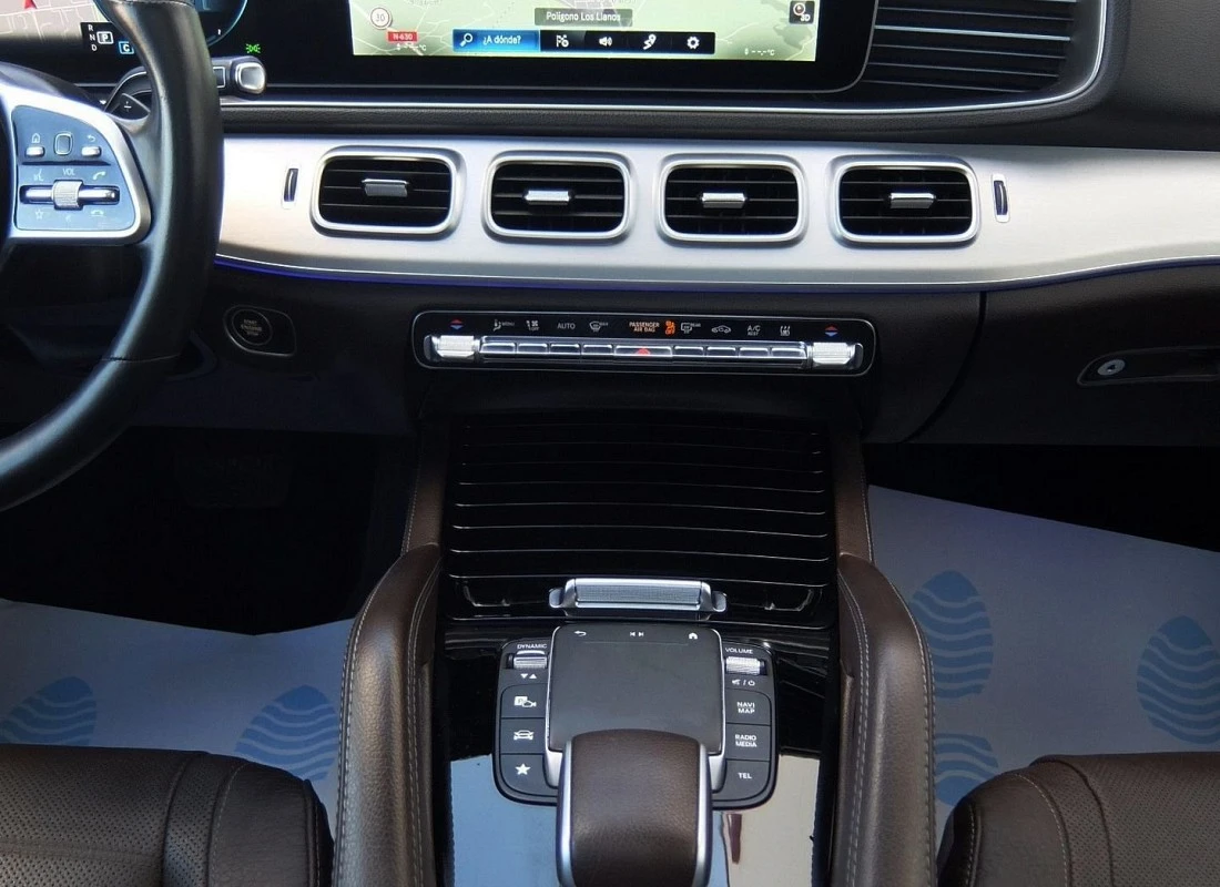 MERCEDES GLE 350de 320 cv 4MATIC AUTO -PACK AMG + Full Equipe -TECHO + SUSP.NEUMÁTICA +PREMIUM PLUS MERCEDES GLE 350de 320 cv 4MATIC AUTO -PACK AMG + Full Equipe -TECHO + SUSP.NEUMÁTICA +PREMIUM PLUS