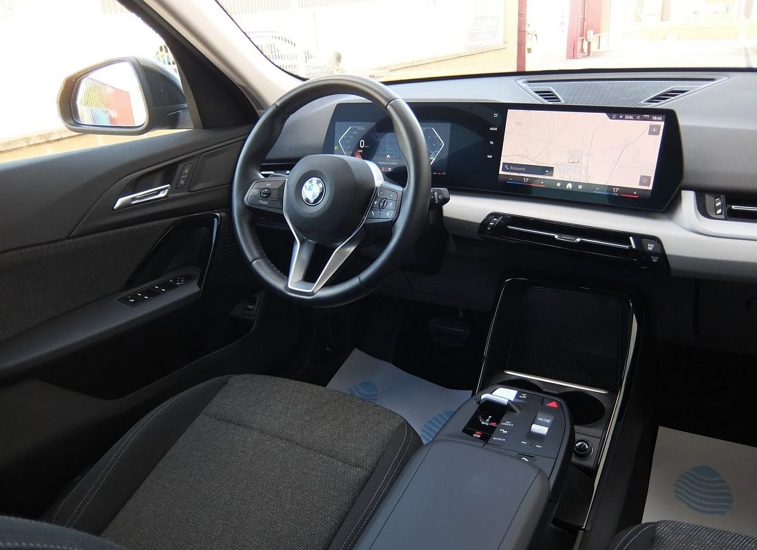 BMW X1 18i 136 cv sdrive AUTO - Nuevo Modelo 2024 BMW X1 18i 136 cv sdrive AUTO - Nuevo Modelo 2024