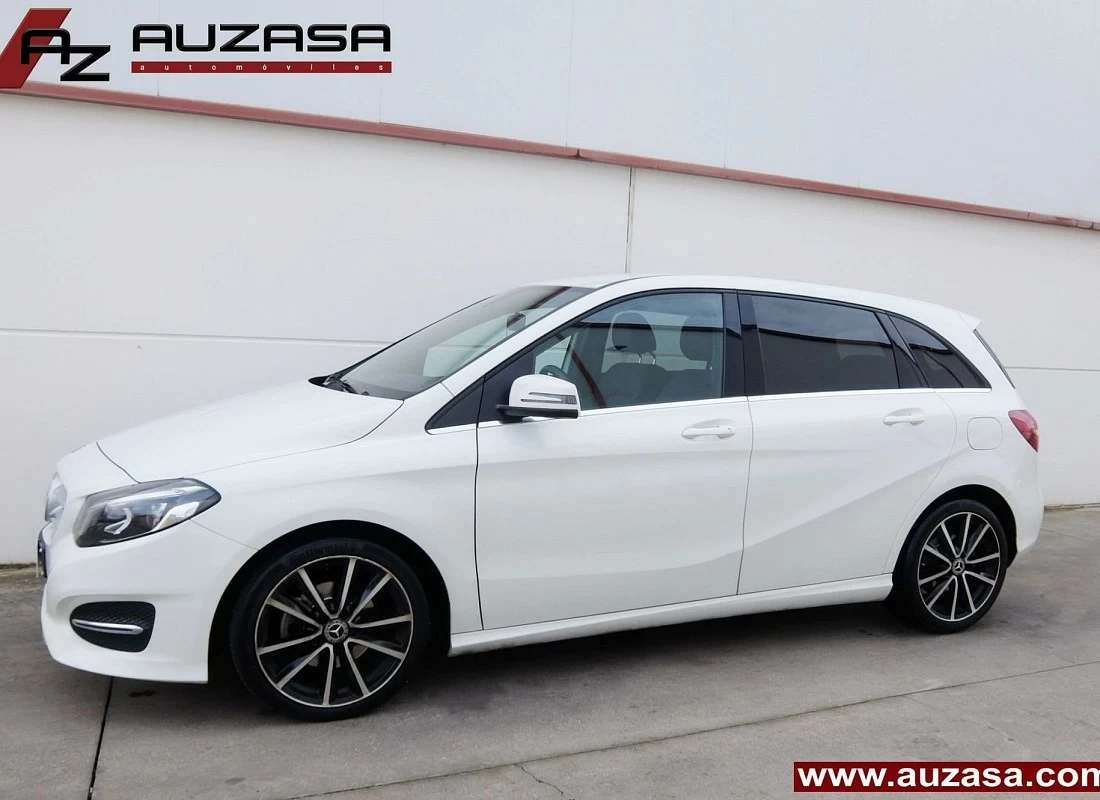 MERCEDES CLASE B 200d 136cv AUTO PACK BLACK NIGHT