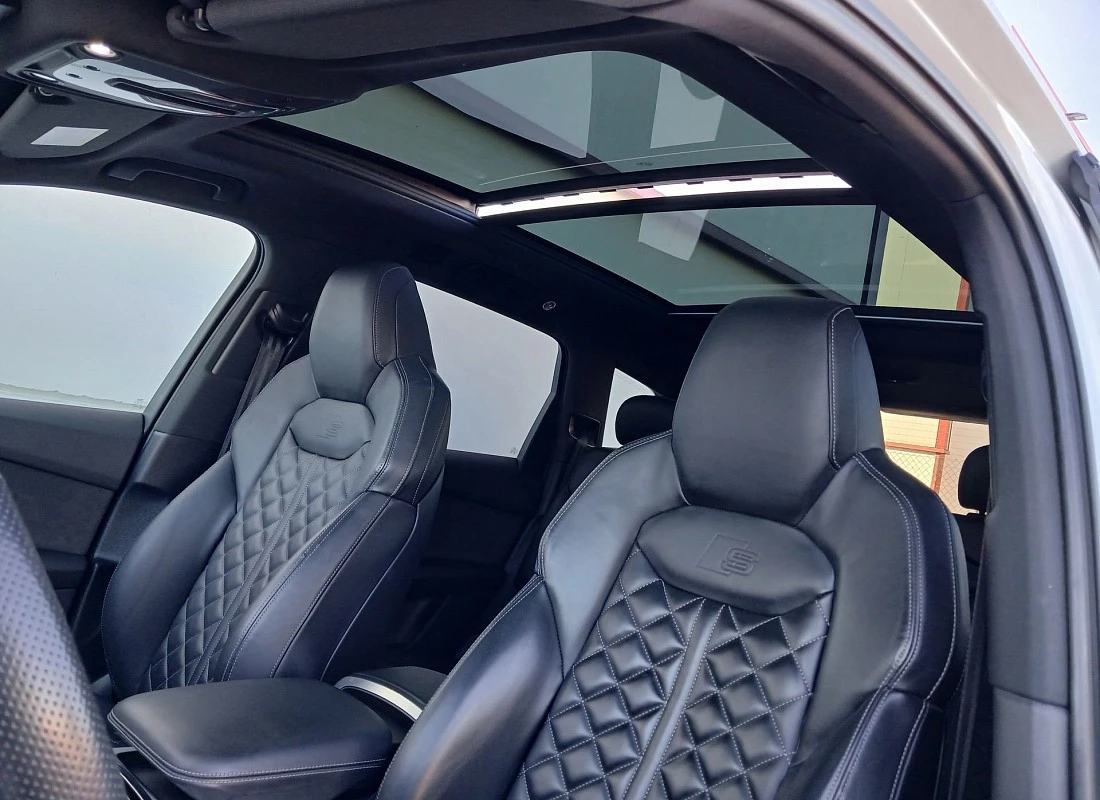 AUDI Q7 45TDI V6 232 cv QUATTRO TIPTRONIC -BLACK LINE Plus 7 plazas + TECHO + SUSP.NEUMÁTICA 2022 AUDI Q7 45TDI V6 232 cv QUATTRO TIPTRONIC -BLACK LINE Plus 7 plazas + TECHO + SUSP.NEUMÁTICA 2022