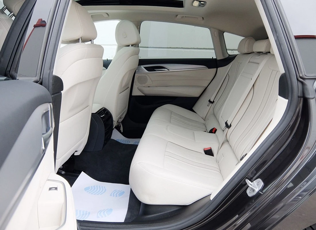 BMW 630D GT 286 cv AUTO + Techo - nuevo modelo 2021 - ECO