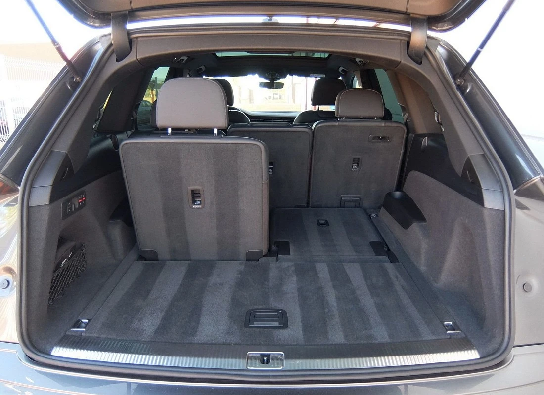 AUDI Q7 45TDI V6 232 cv QUATTRO TIPTRONIC -S-Line Edition 7 plazas + TECHO + SUSP.NEUMÁTICA AUDI Q7 45TDI V6 232 cv QUATTRO TIPTRONIC -S-Line Edition 7 plazas + TECHO + SUSP.NEUMÁTICA