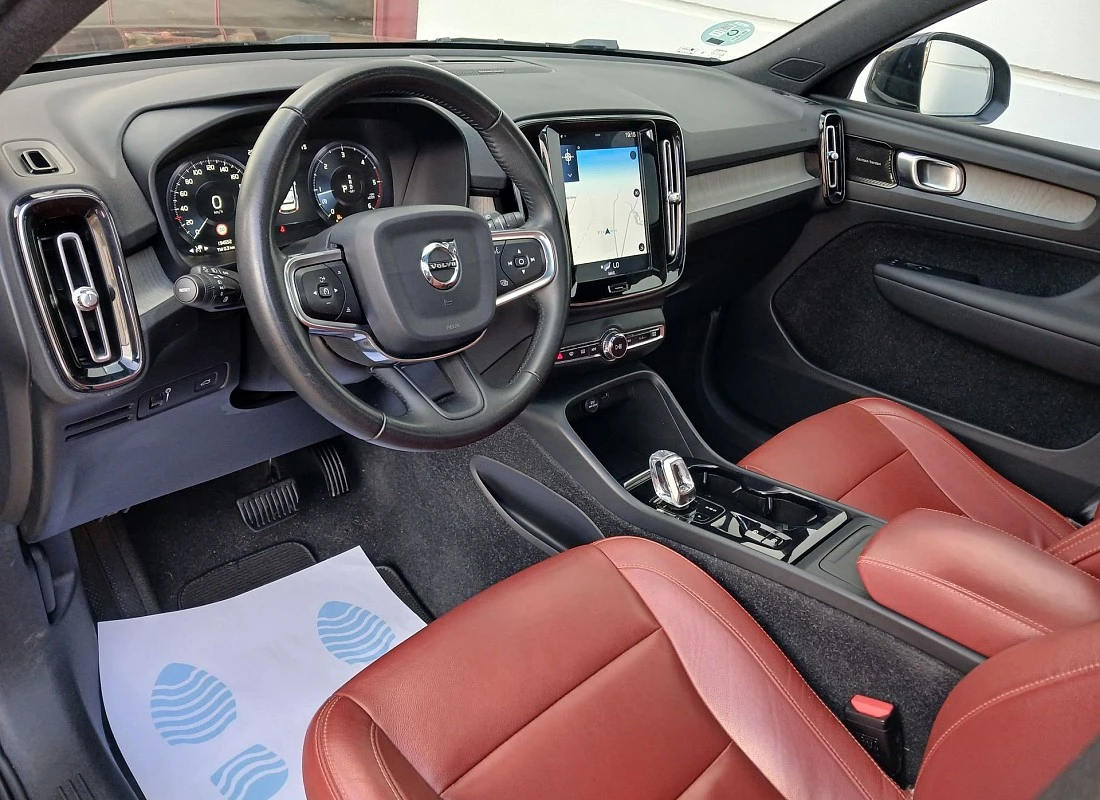 VOLVO XC40 D3 150 cv AWD 4x4 AUTO -INSCRIPTION VOLVO XC40 D3 150 cv AWD 4x4 AUTO -INSCRIPTION