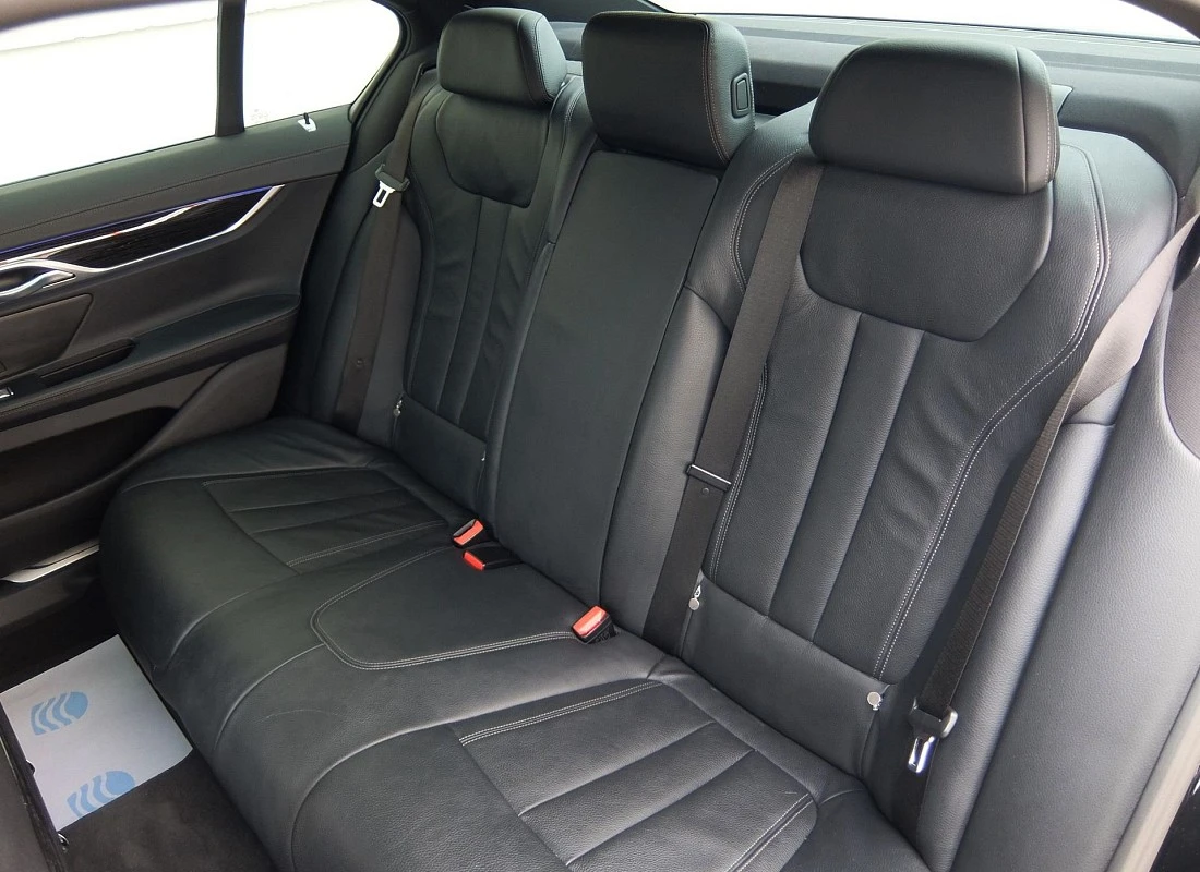 BMW 730d 286 cv X-DRIVE 4x4 AUTO - PACK M + Techo ( Diesel-Hibrido ECO) BMW 730d 286 cv X-DRIVE 4x4 AUTO - PACK M + Techo ( Diesel-Hibrido ECO)