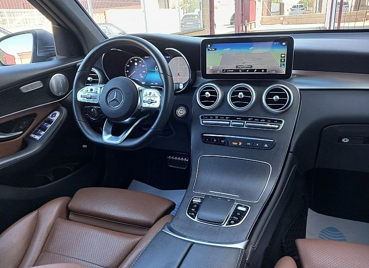 MERCEDES GLC 220d 197 cv 4MATIC AUTO Pack AMG + TECHO + FULL EQUIPE MERCEDES GLC 220d 197 cv 4MATIC AUTO Pack AMG + TECHO + FULL EQUIPE