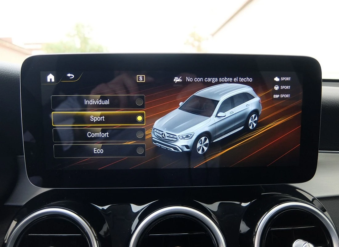 MERCEDES GLC 220d 194 cv 4MATIC AUTO -Pack AMG - 2021