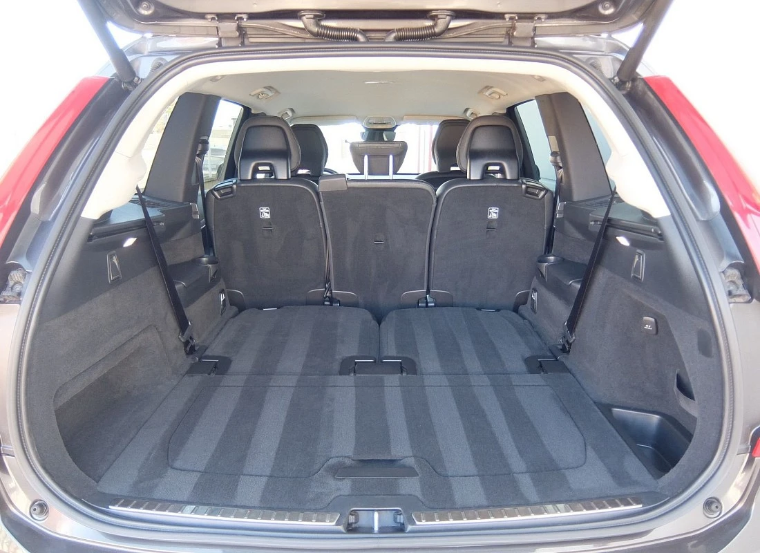 VOLVO XC90 B5 D 235 cv AWD AUTO 7 plazas- BRIGHT