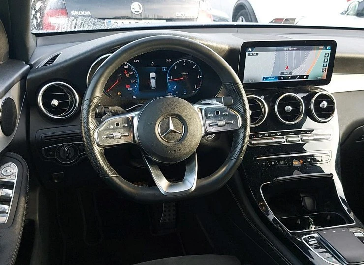 Mercedes GLC 200d 163 cv 4MATIC 4x4 AUTO - Pack AMG + Pack Diseño BLACK NIGHT