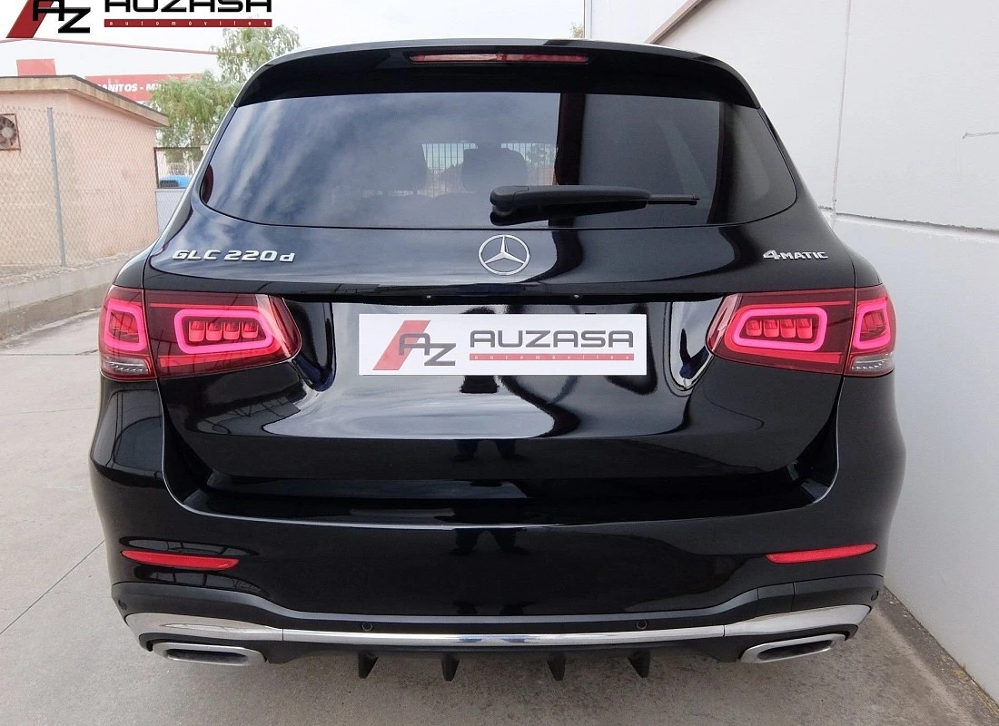 MERCEDES GLC 220d 194 cv 4MATIC AUTO -Pack AMG - 2022 MERCEDES GLC 220d 194 cv 4MATIC AUTO -Pack AMG - 2022