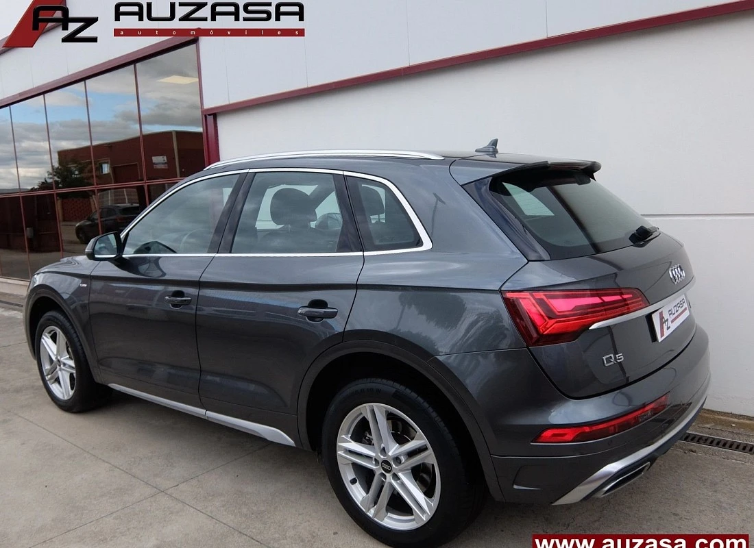 AUDI Q5 40TDI 204 CV QUATTRO-ULTRA S-Tronic -S-LINE + GENUINE Edition AUDI Q5 40TDI 204 CV QUATTRO-ULTRA S-Tronic -S-LINE + GENUINE Edition