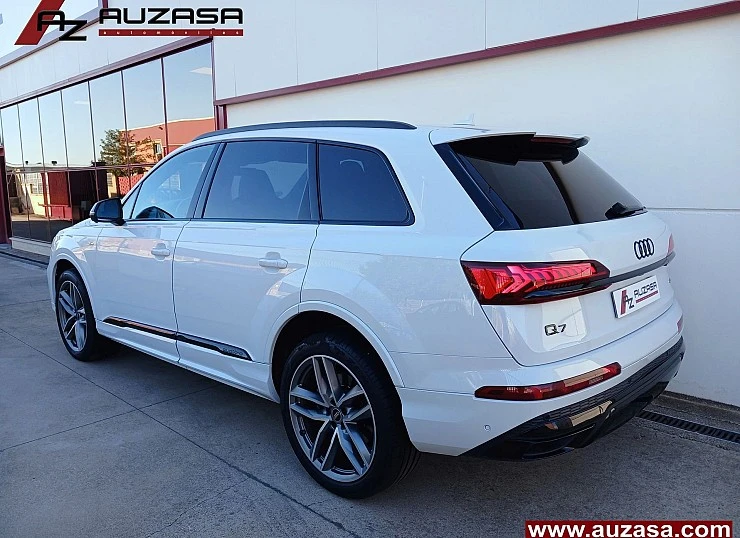 AUDI Q7 45TDI V6 232 cv QUATTRO TIPTRONIC -BLACK LINE Plus 7 plazas + TECHO + SUSP.NEUMÁTICA 2022 AUDI Q7 45TDI V6 232 cv QUATTRO TIPTRONIC -BLACK LINE Plus 7 plazas + TECHO + SUSP.NEUMÁTICA 2022